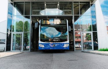 VZO neue Busse TIR transNews