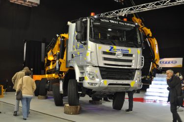 Tatra Phoenix Allradlenkung Zürrer Hodel TIR transNews