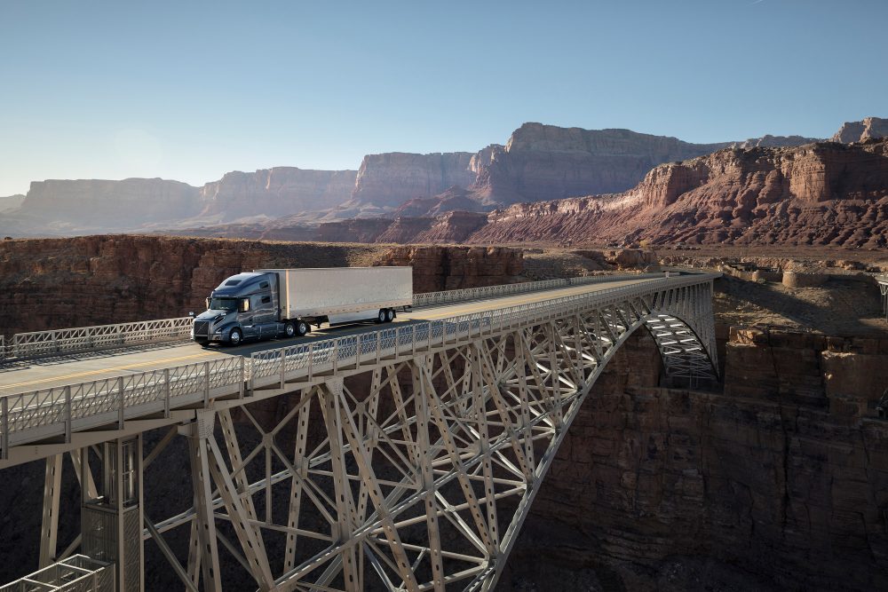 Volvo Trucks USA VNL TIR transNews