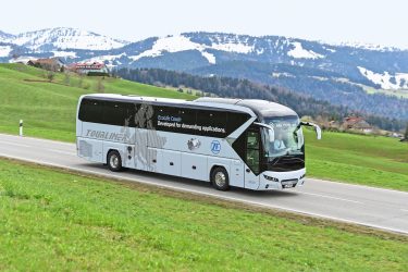 Neoplan Tourliner mit ZF EcoLife Coach Getriebe TIR transNews