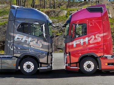 Sonderedition «25 Years» Volvo FH TIR transNews