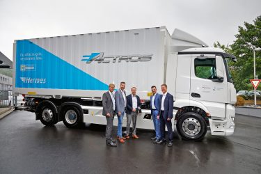 Mercedes-Benz eActros Hermes TIR transNews