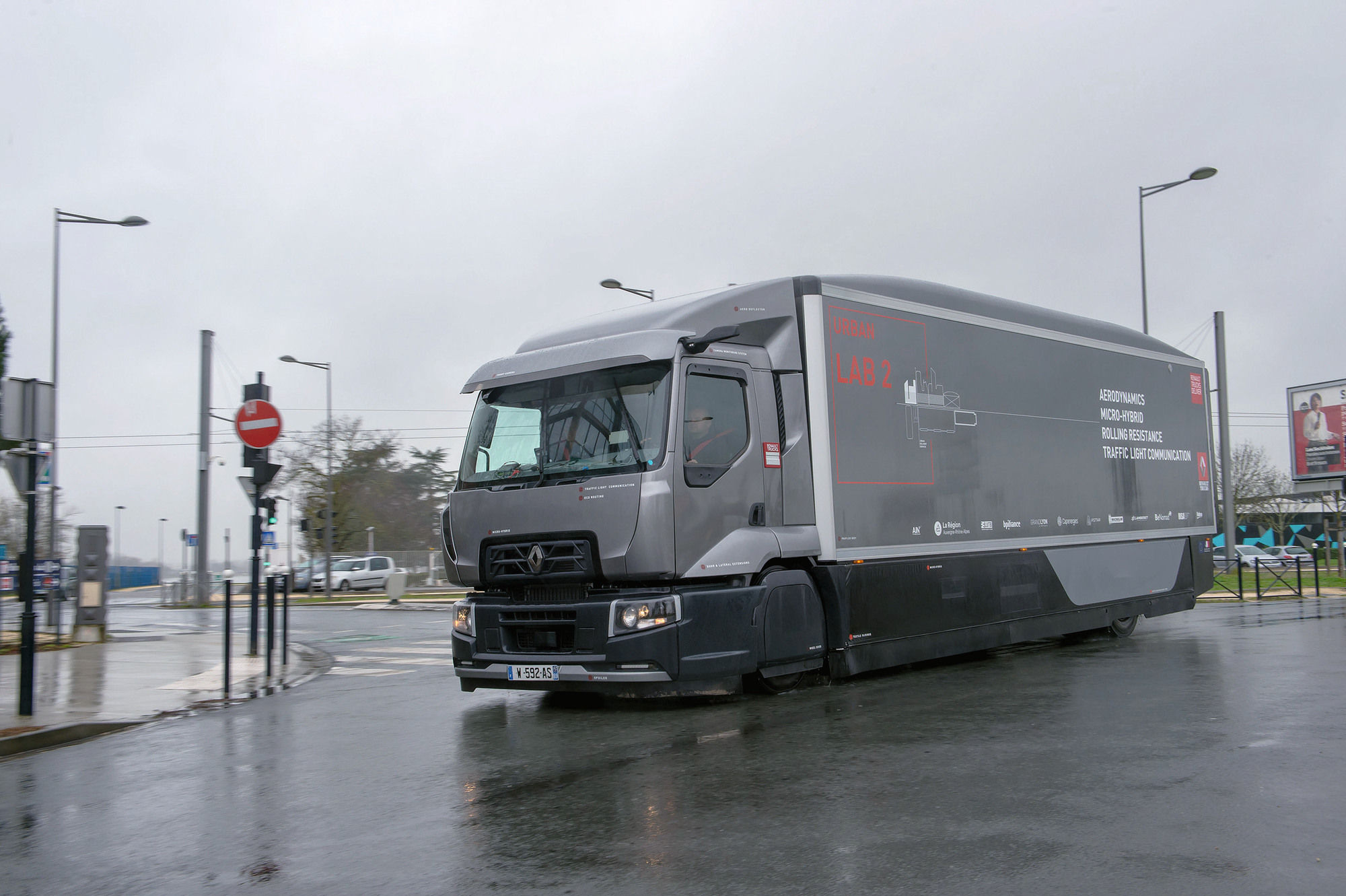 Renault Trucks Laborfahrzeug Urban Lab 2 TIR transNews