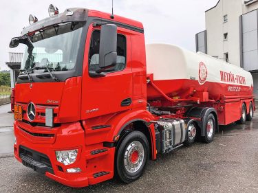 Mercedes-Benz Antos 2453 LS 6×2/2 Heizöl-Fredy TIR transNews