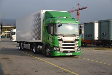 LNG Drucktanks am Zugfahrzeug Scania TIR transNews