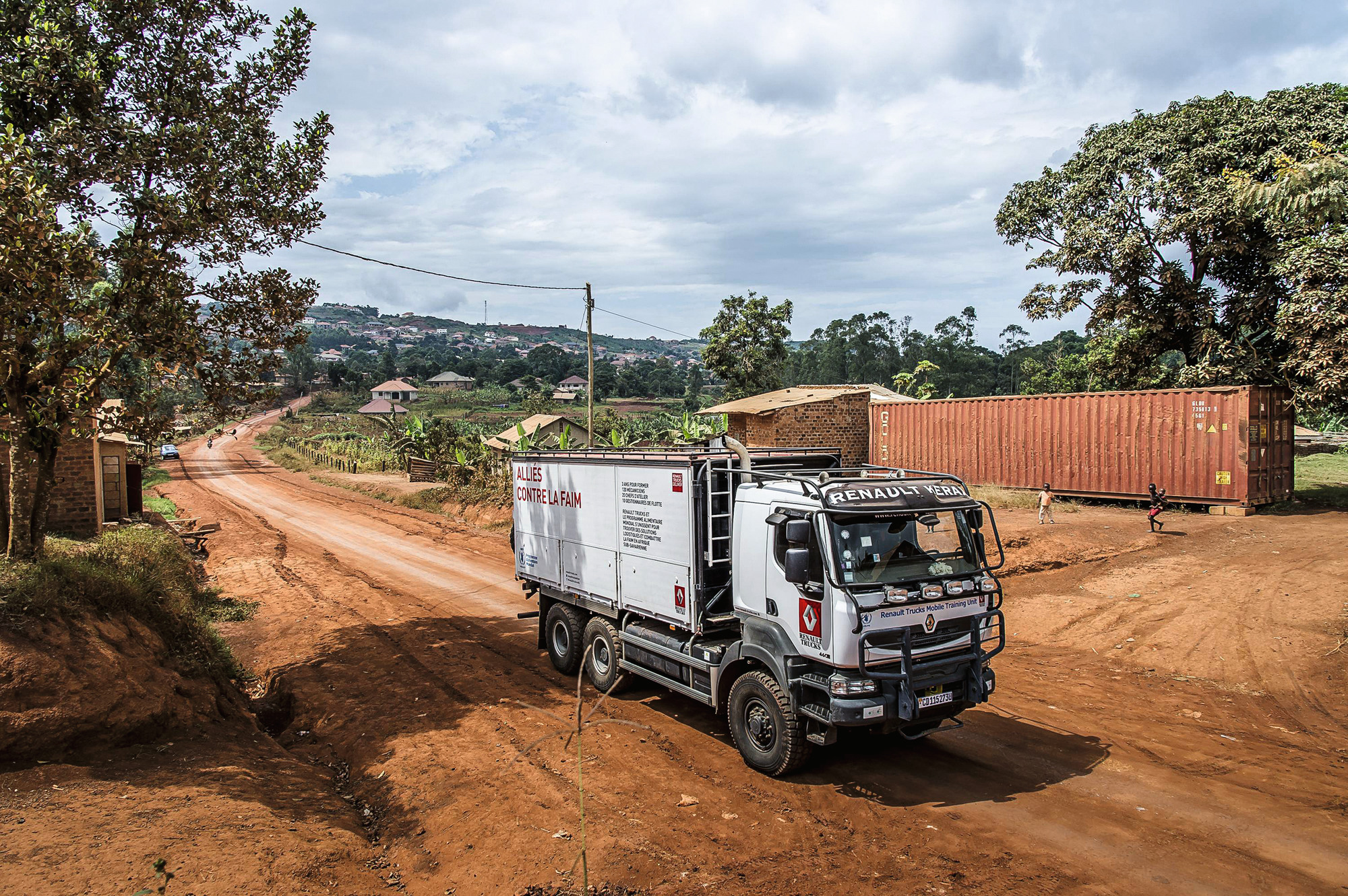 Renault Trucks UNO-Welternährungsprogramm TIR transNews