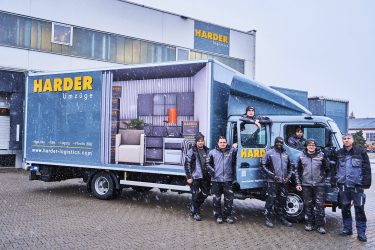 Spezial-Fuso Canter Harder Logistics TIR transNews