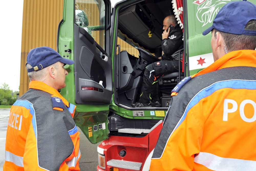 LKW Fahrer Chauffeur Kontrolle Ausweisentzug Via Sicura Nationalrat TIR transNews