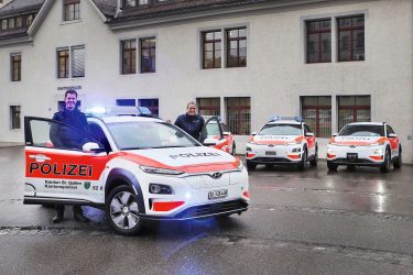 Kapo St. Gallen Patrouillenfahrzeuge Hyundai Kona TIR transNews