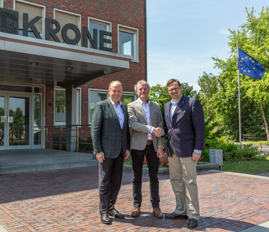 Bernard Krone Krone Holding SE Alfons Veer Peter Joosten Knapen Trailers BV. TIR transNews