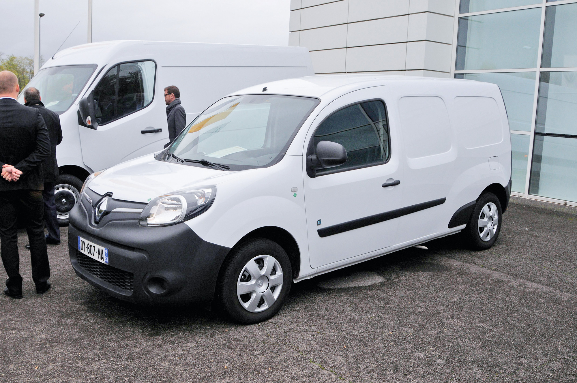 Renault Kangoo Z.E. Hydrogen TIR transNews