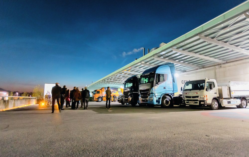 Nutzfahrzeugmarkt transport-CH ohne Maske TIR transNews