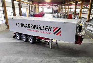 Schwarzmüller Grossraummulde TIR transNews