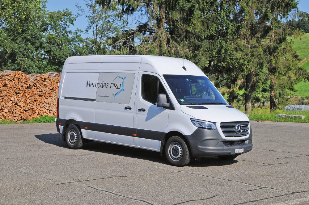 Mercedes-Benz Sprinter Frontantrieb 9-Gang-Automatik TIR transNews