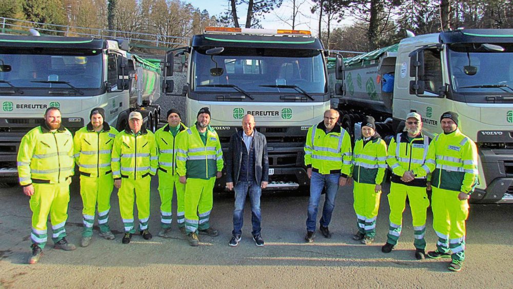 Fünf neue Volvo Trucks für Bereuter AG TIR transNews