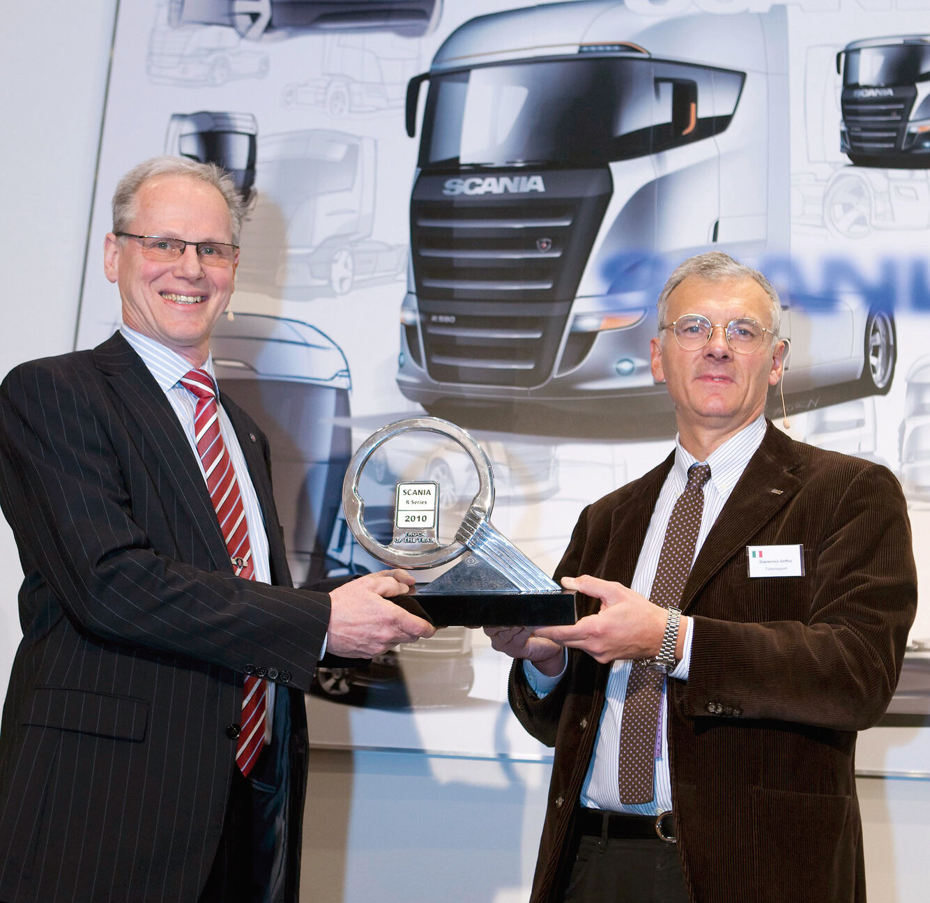 Gianenrico Griffini International Truck of the Year 2010 Award Hasse Johansson Scania TIR transNews