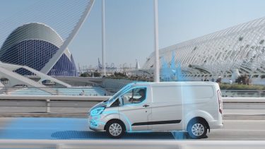 Ford Transit Custom PHEV Geofencing TIR transNews