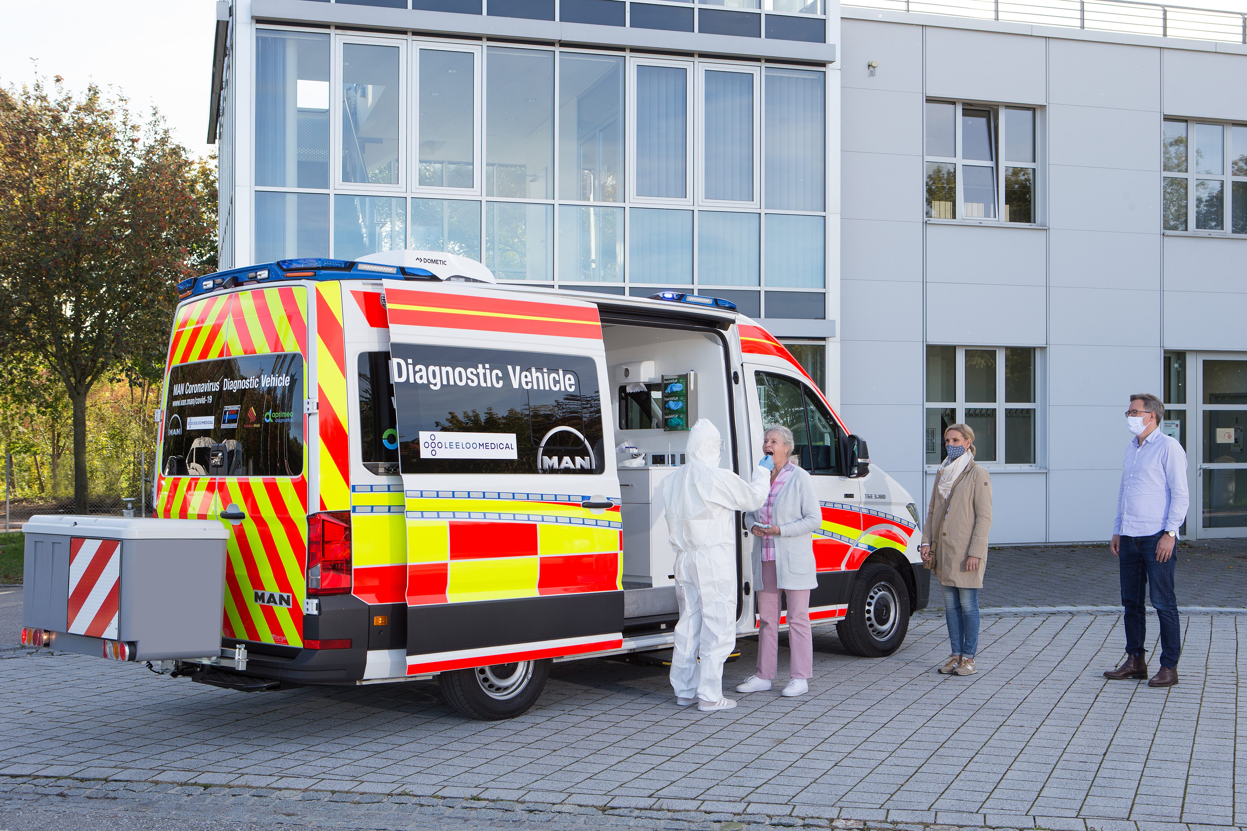 MAN TGE Coronavirus Diagnostikfahrzeug TIR transNews