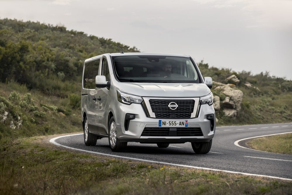 Nissan NV300 Combi 2021 TIR transNews