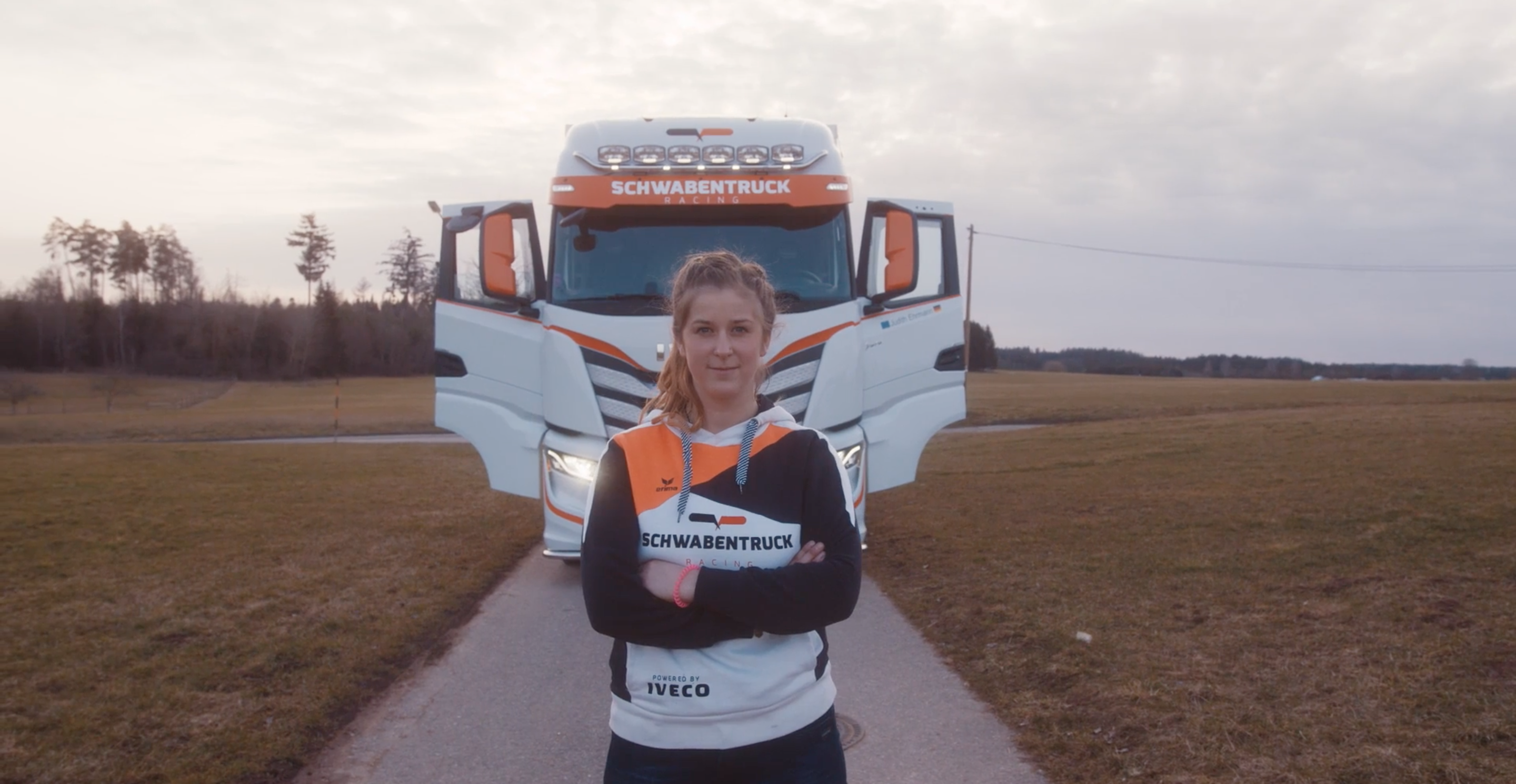 Iveco Truck Queens Frauentag 2021 TIR transNews