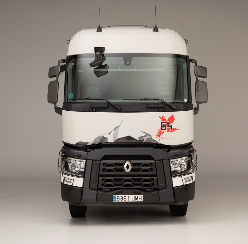 Renault Trucks T X-64 Euro III TIR transNews