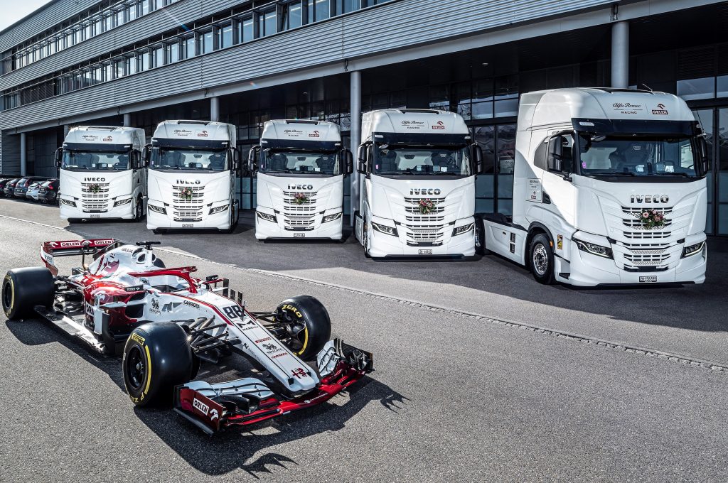 Iveco S-way Alfa Romeo Racing Orlen TIR transNews