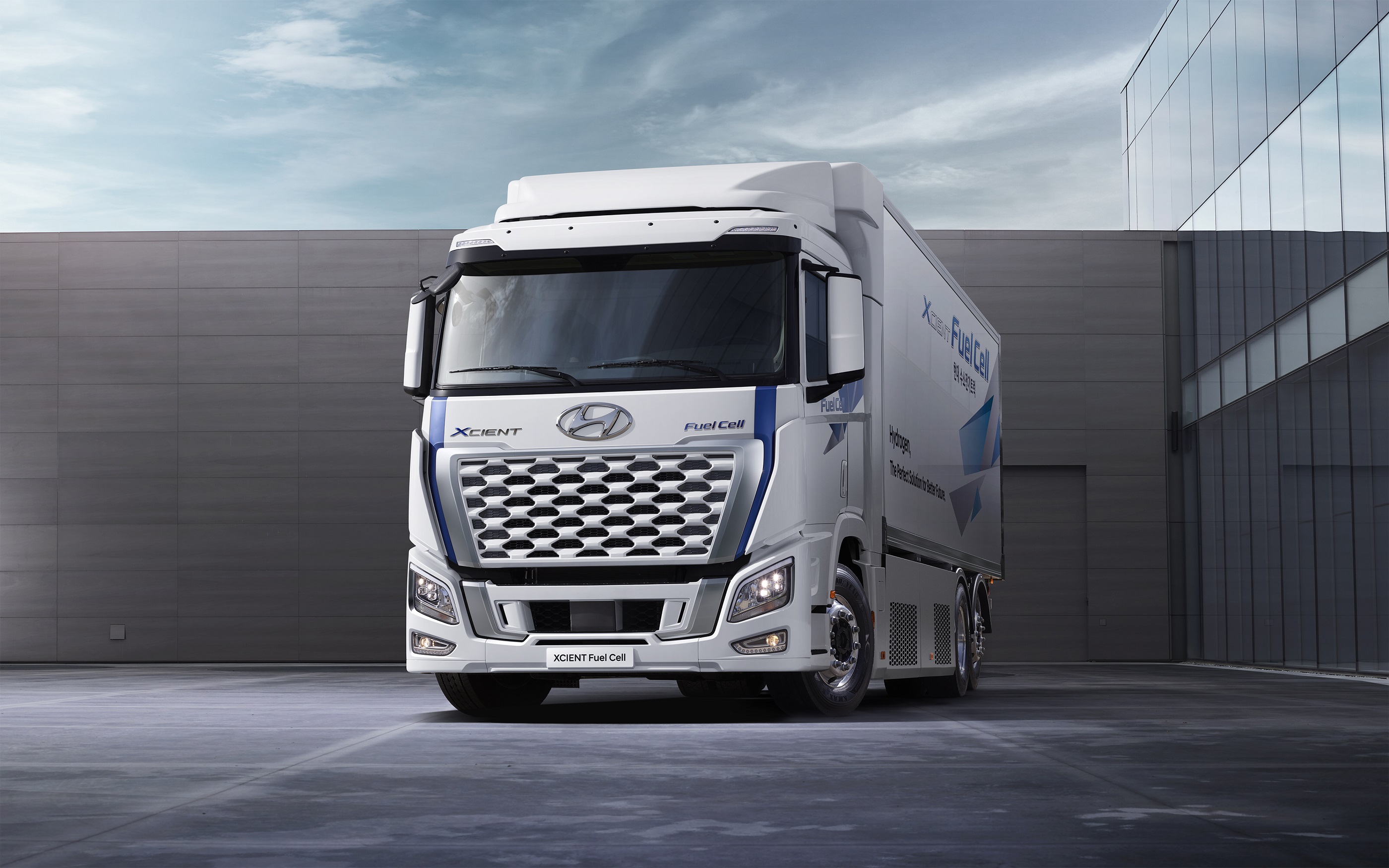 Wasserstoff-LKW von Hyundai Xcient Fuel Cell TIR transNews