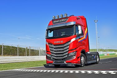 Iveco S-Way TurboStar TIR transNews