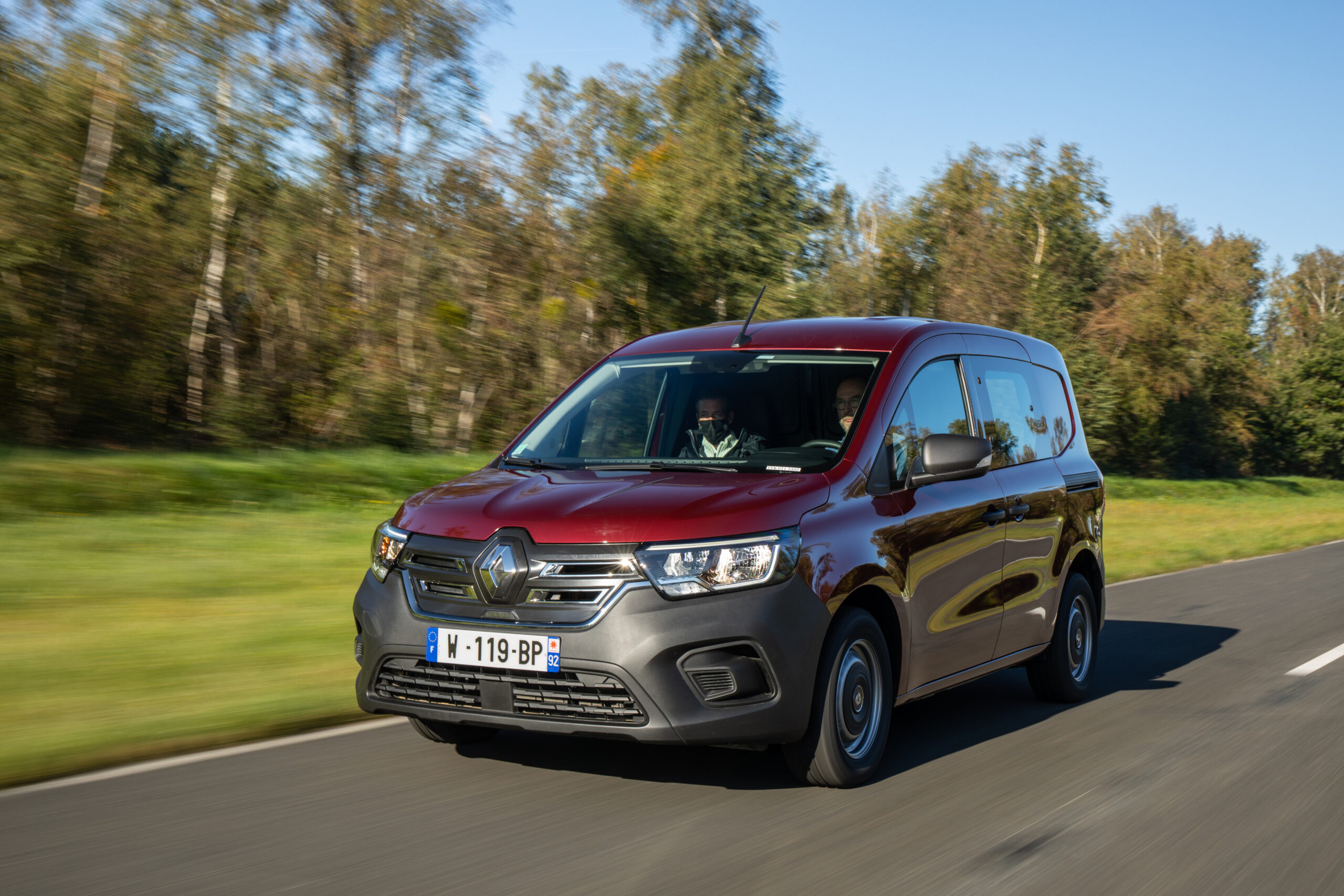 Renault Kangoo E-Tech 2022 TIR transNews