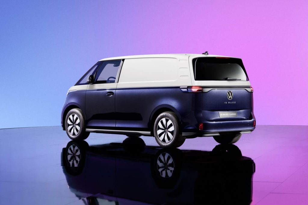 VW E-Bulli ID. Buzz Cargo TIR transNews