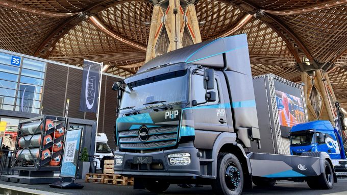 Paul Group Wasserstoff-Truck PH2P IAA Transportation 2022 TIR transNews