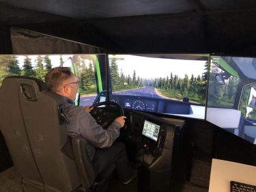 LKW-Fahrsimulator SiFaT Migros Ostschweiz TIR transNews