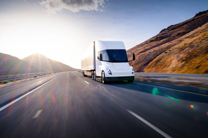 Tesla Semi Pepsi TIR transNews