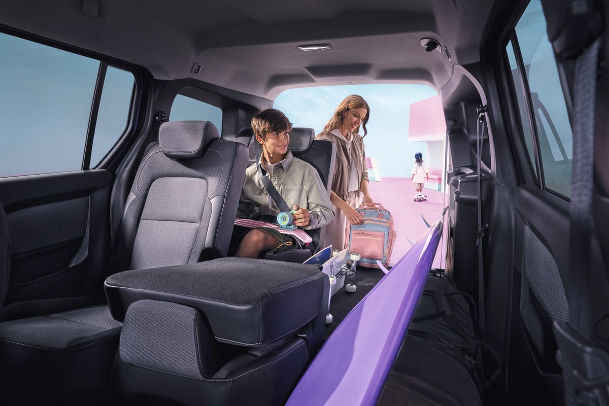 Renault Grand Kangoo 2023 TIR transNews