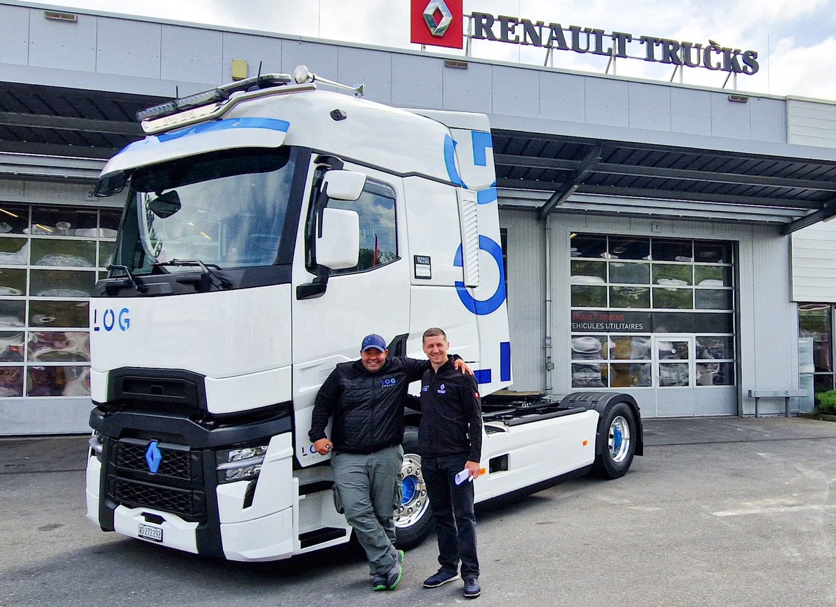 Log Concept Renault Trucks T 520 High TIR transNews