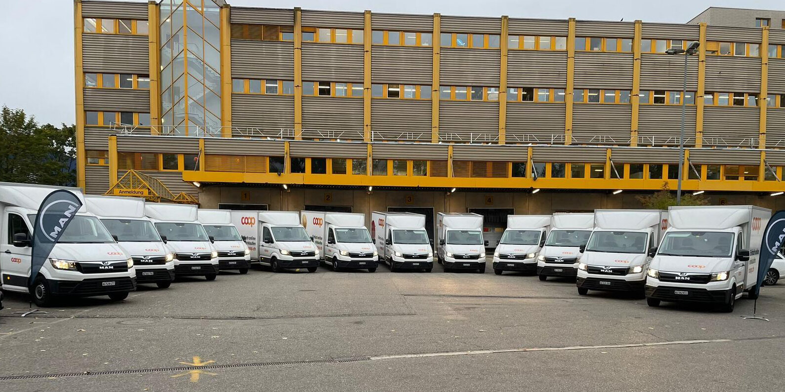 30 MAN-Kühltransporter für coop.ch TIR transNews