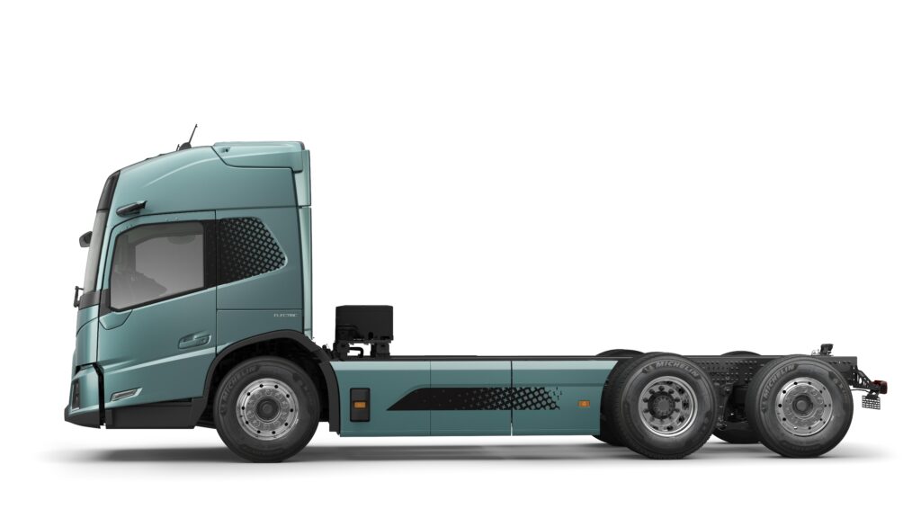 Volvo FM Low Entry TIR transNews