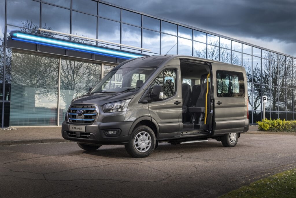 Ford E-Transit Minibus TIR transNews