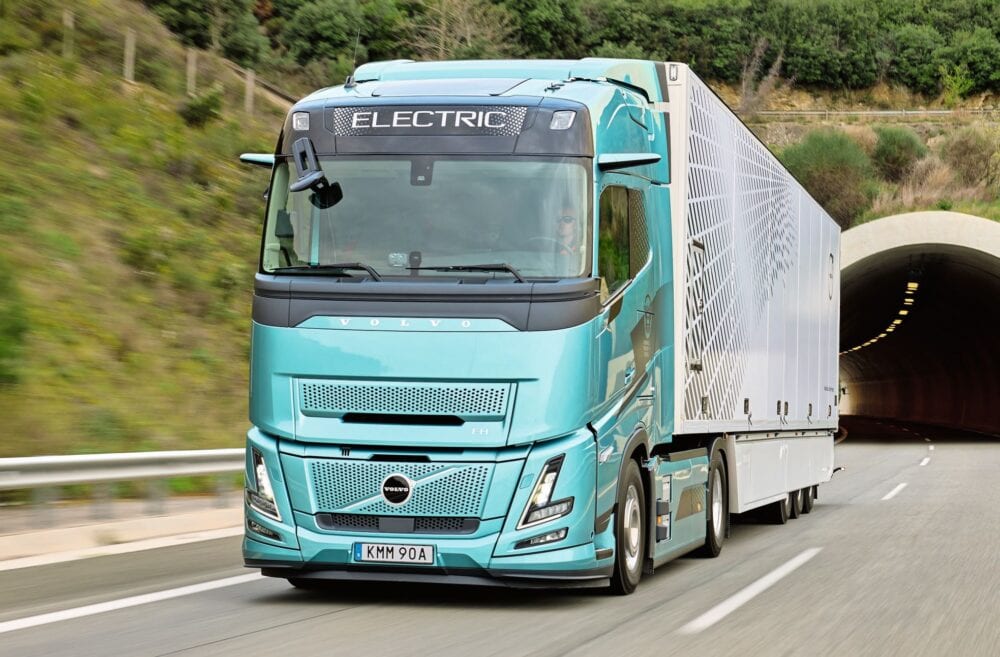 Volvo FH Aero Volvo Trucks TIR ransNews