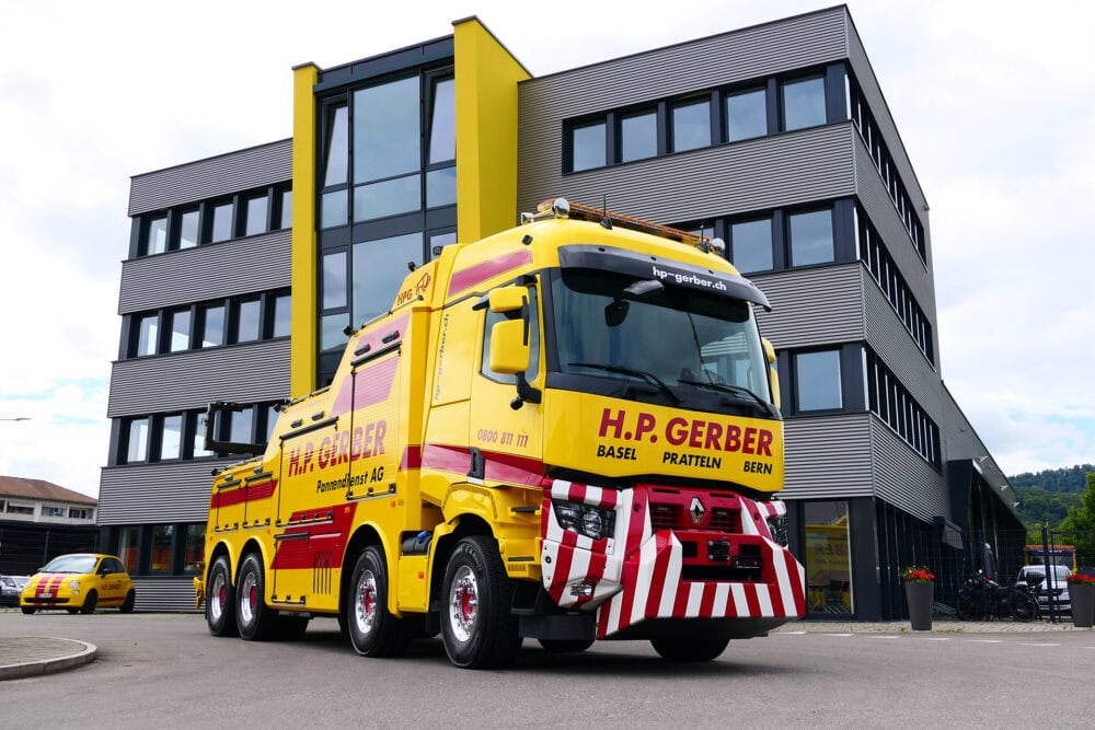 Abschlepp- und Bergungslastwagen H.P. Gerber Pannendienst AG Renault Trucks K520 8×4 TIR transNews