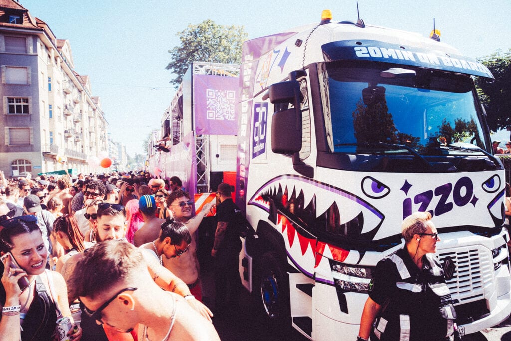 Street Parade 2024 Renault Trucks TIR transNews