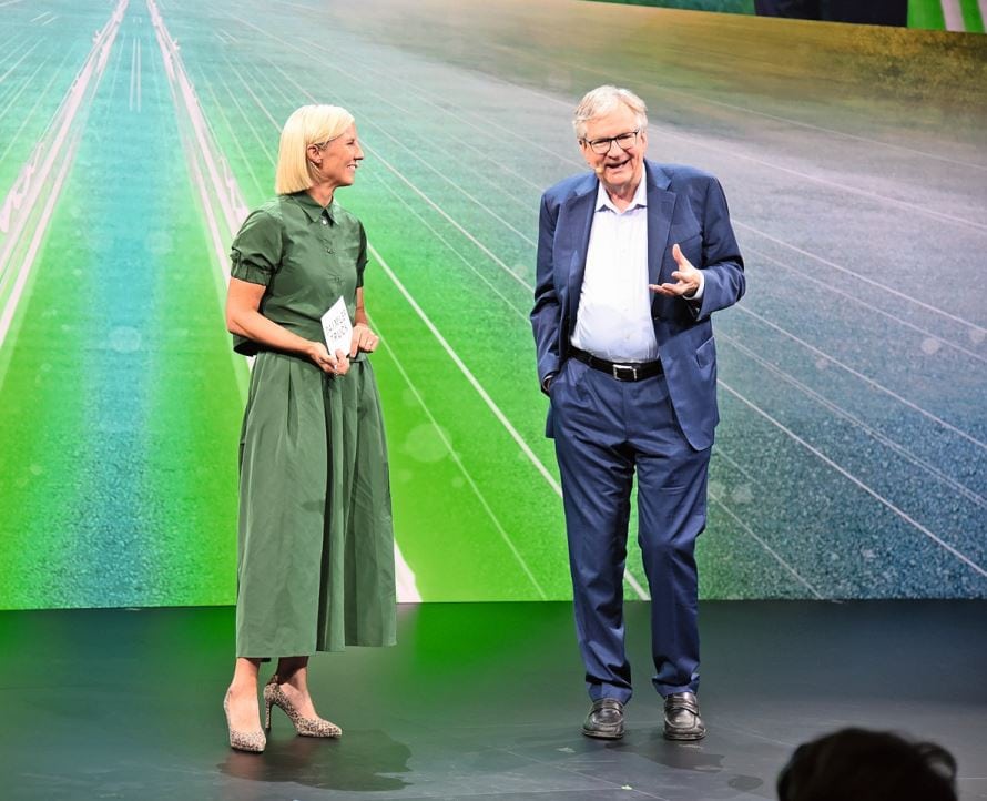 Karin Rådström hat Anfang Oktober das CEO-Zepter von Martin Daum übernommen. Auf der IAA Transportation fand die inoffizielle Stabübergabe statt.